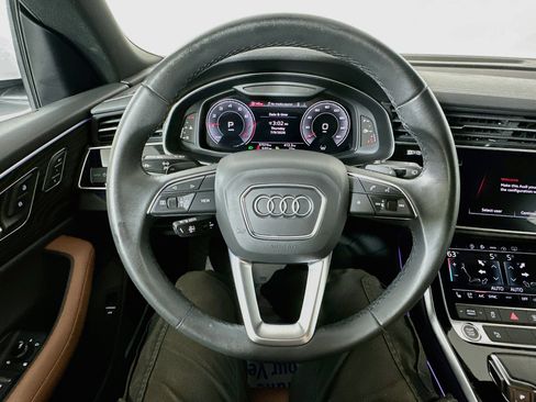Used 2023 Audi Q8 Premium Plus AWD/4WD image 11