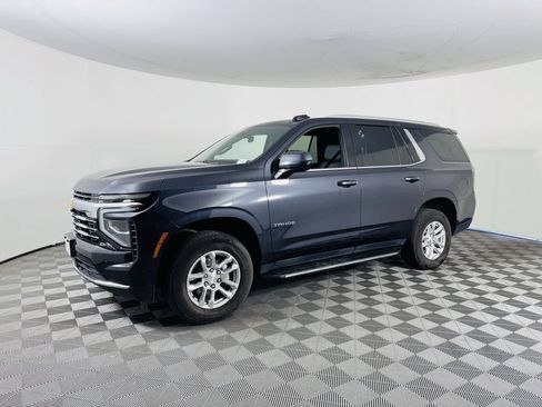 Certified 2025 Chevrolet Tahoe LT AWD/4WD image 4