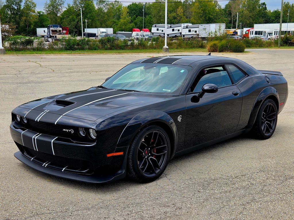 Used 2018 Dodge Challenger SRT Hellcat RWD image 3