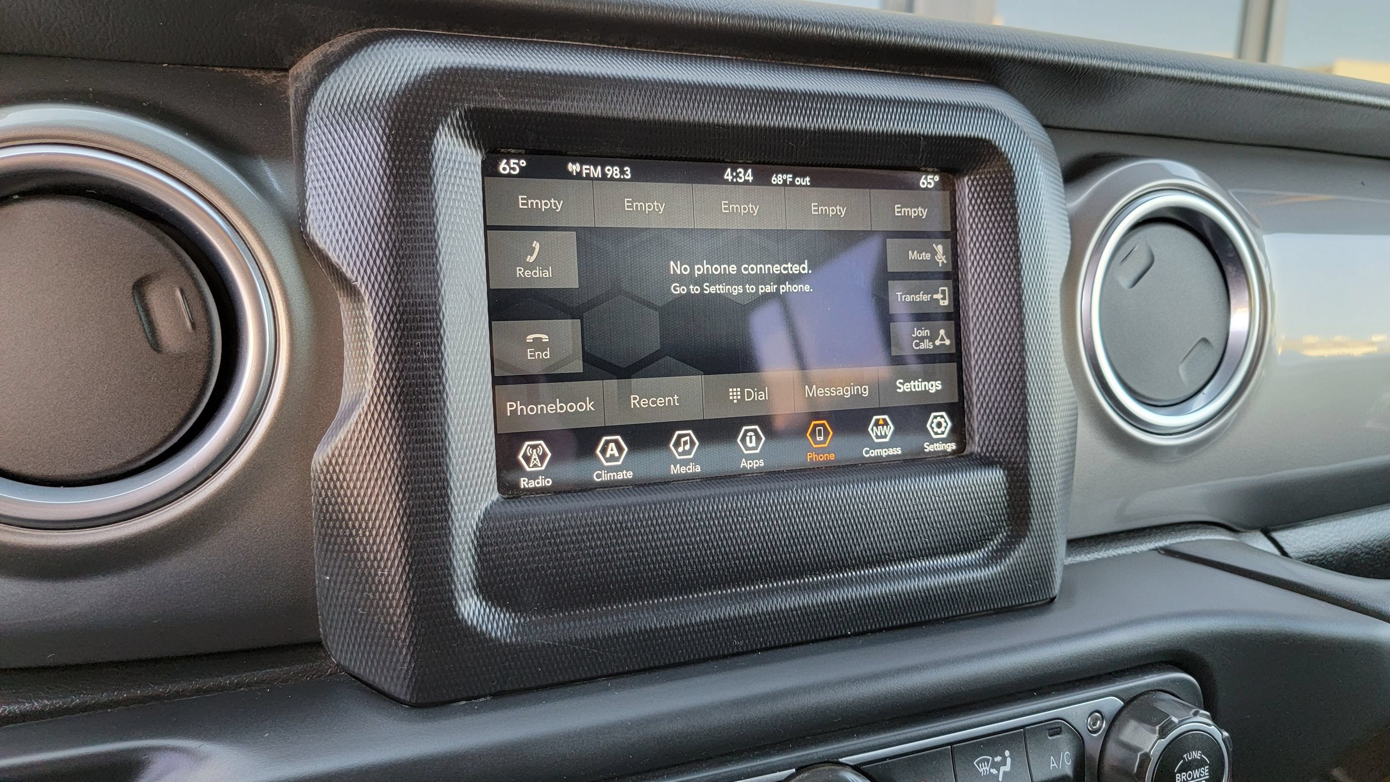 Used 2019 Jeep Wrangler Unlimited Sahara AWD/4WD image 41