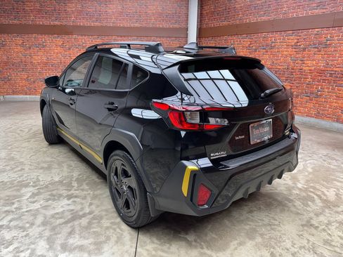 Used 2025 Subaru Crosstrek 2.5i Sport w/ Crosstrek Mirror Package AWD/4WD image 2