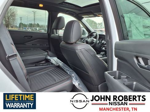 New 2026 Nissan Pathfinder SV image 18