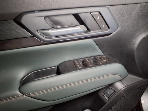 New 2026 GMC Terrain AT4 AWD/4WD image 16
