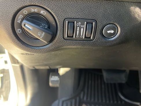 Used 2019 Dodge Charger Scat Pack image 11