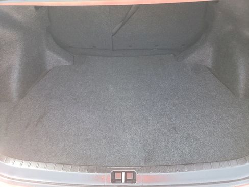 Used 2018 Toyota Corolla SE image 14