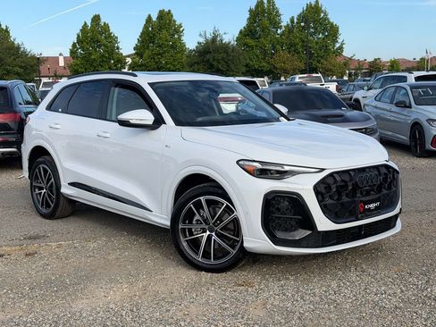 New 2026 Audi Q5 Premium Plus AWD/4WD image 3
