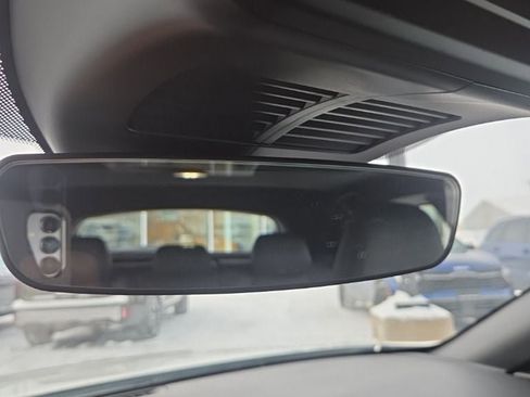 Used 2024 MAZDA MAZDA3 s image 23