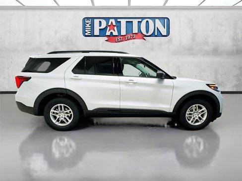 New 2026 Ford Explorer Active AWD/4WD image 8