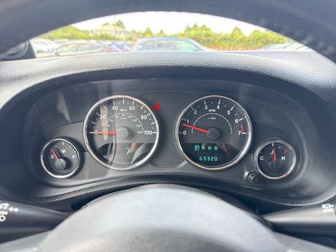 Used 2012 Jeep Wrangler Unlimited Sport AWD/4WD image 20