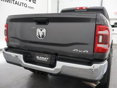 Used 2022 RAM 2500 Big Horn w/ Level C Equiment Group AWD/4WD image 27
