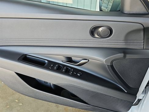 New 2026 Hyundai Elantra Sport image 26