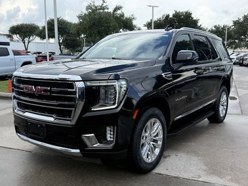 Used 2022 GMC Yukon SLT w/ SLT Luxury Package RWD image 9