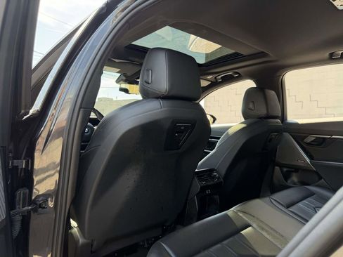 Used 2025 BMW 530i RWD image 19