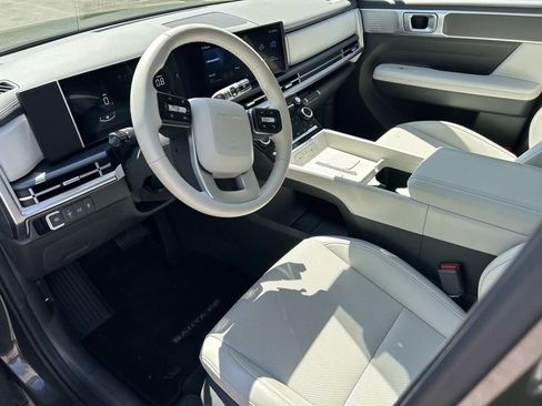 Certified 2025 Hyundai Santa Fe SEL FWD image 15