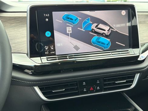 New 2026 Volkswagen Atlas SEL AWD/4WD image 28