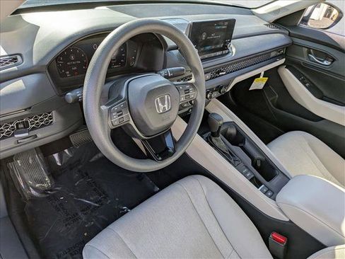 Certified 2023 Honda Accord EX image 10