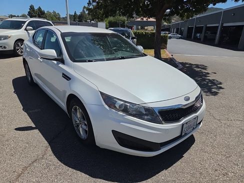 Used 2011 Kia Optima LX FWD image 7