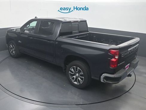 Used 2022 Chevrolet Silverado 1500 LT w/ Convenience Package II RWD image 22