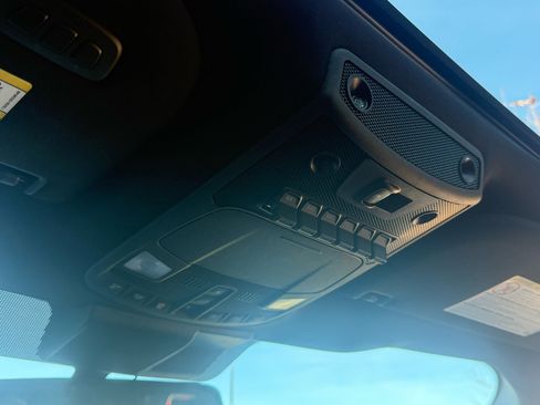 Used 2021 Ford F250 Platinum w/ FX4 Off-Road Package image 25