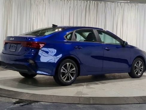 Used 2023 Kia Forte LXS image 10