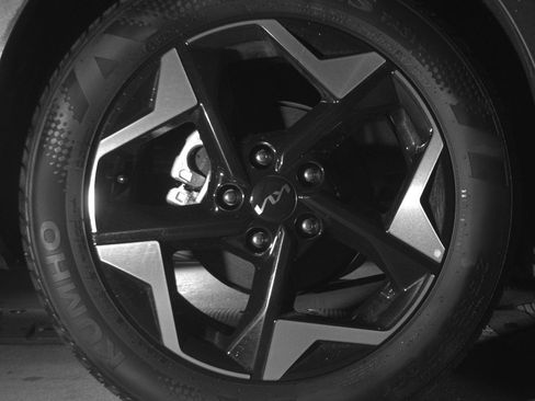 Used 2025 Kia Seltos S image 15