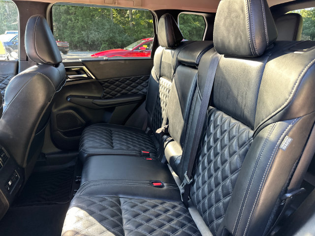 Used 2024 Mitsubishi Outlander SEL AWD/4WD image 21