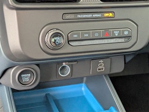 New 2025 Ford Maverick XLT w/ XLT Luxury Package image 17