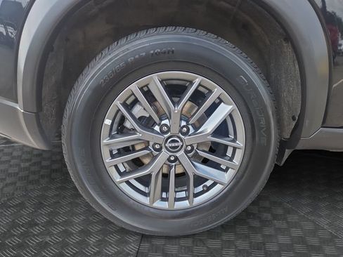 Used 2023 Nissan Rogue S AWD/4WD image 35