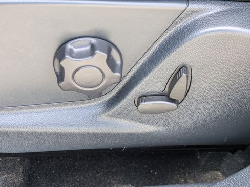 Used 2020 Ford EcoSport Titanium AWD/4WD image 18