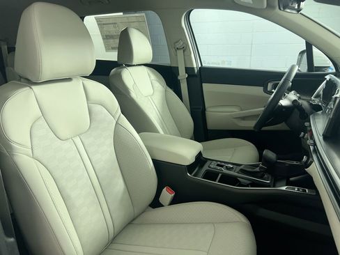 New 2026 Kia Sorento EX w/ EX Premium Package FWD image 30