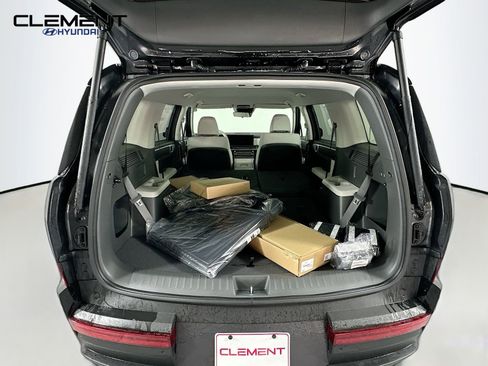 New 2026 Hyundai Santa Fe SE FWD image 9