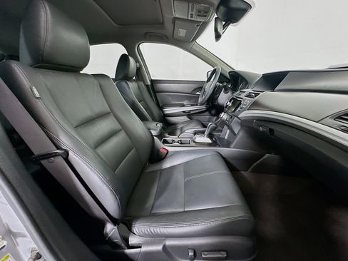 Used 2014 Honda Crosstour EX-L image 31