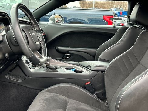 Used 2023 Dodge Challenger SRT Hellcat w/ Driver Convenience Group image 10