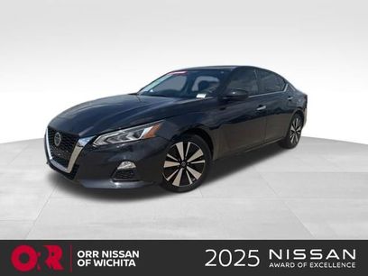 Used 2022 Nissan Altima 2.5 SV