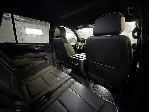 Used 2021 GMC Yukon SLT image 11
