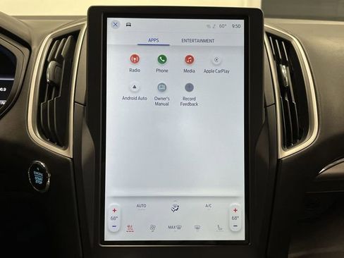 Used 2022 Ford Edge SEL w/ Convenience Package image 9