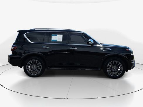 Used 2024 Nissan Armada Platinum w/ Captain's Chairs Package AWD/4WD image 5
