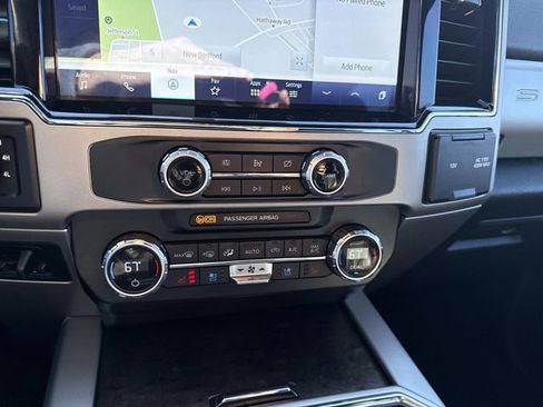 Used 2022 Ford F350 Lariat w/ Black Appearance Package image 23