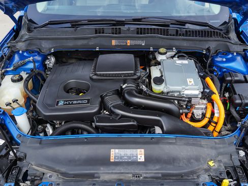 Used 2020 Ford Fusion SEL FWD image 15