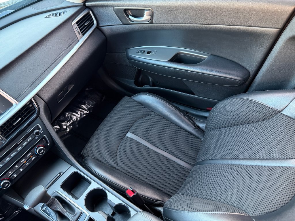 Used 2019 Kia Optima S FWD image 17