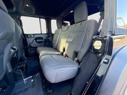 Used 2024 Jeep Wrangler Unlimited Sport AWD/4WD image 19
