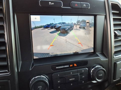 Used 2020 Ford F150 XLT w/ Equipment Group 302A Luxury AWD/4WD image 23