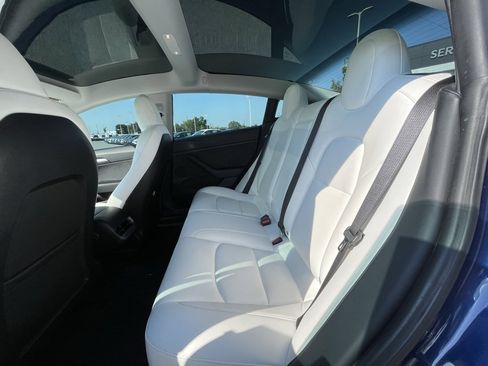 Used 2021 Tesla Model 3 Standard Range Plus image 27