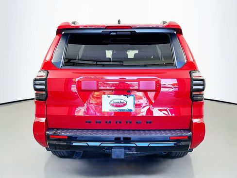 Used 2025 Toyota 4Runner TRD Sport Premium image 6