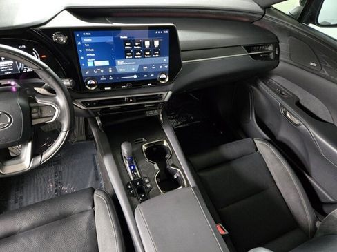 Certified 2024 Lexus RX 450h AWD w/ Convenience Package image 17