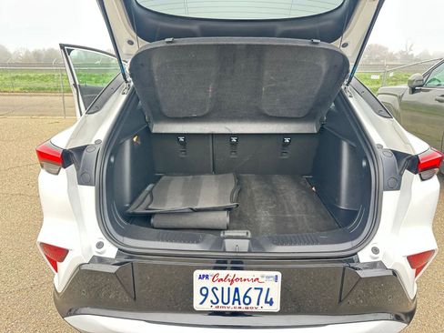 Used 2025 Buick Envista Sport Touring image 31