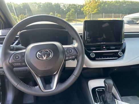 New 2026 Toyota Corolla SE FWD image 13