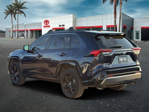 Used 2019 Toyota RAV4 XSE image 4