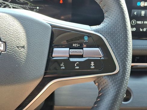 Certified 2023 Nissan Ariya FWD image 21