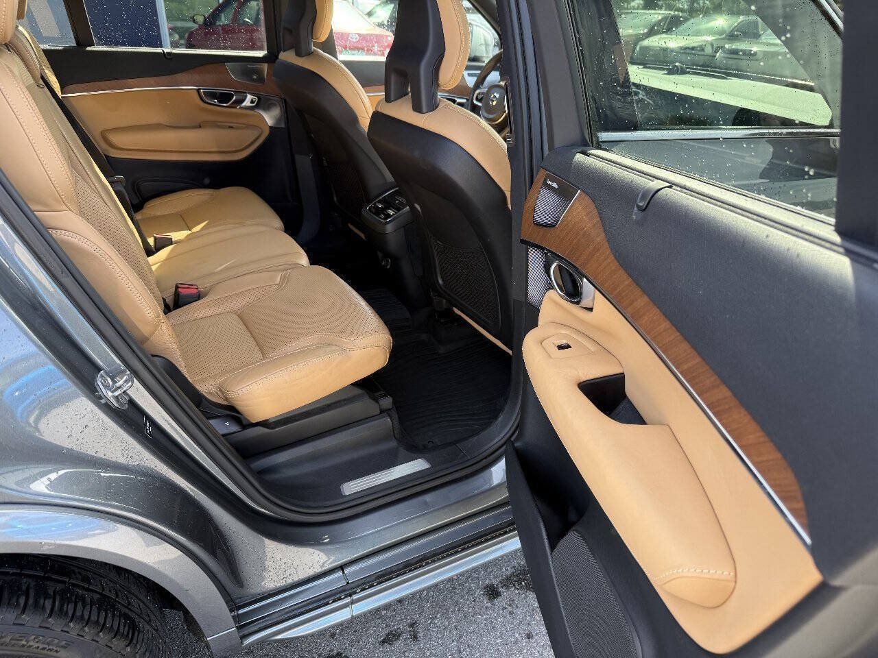 Used 2018 Volvo XC90 T6 Inscription w/ Convenience Package AWD/4WD image 12